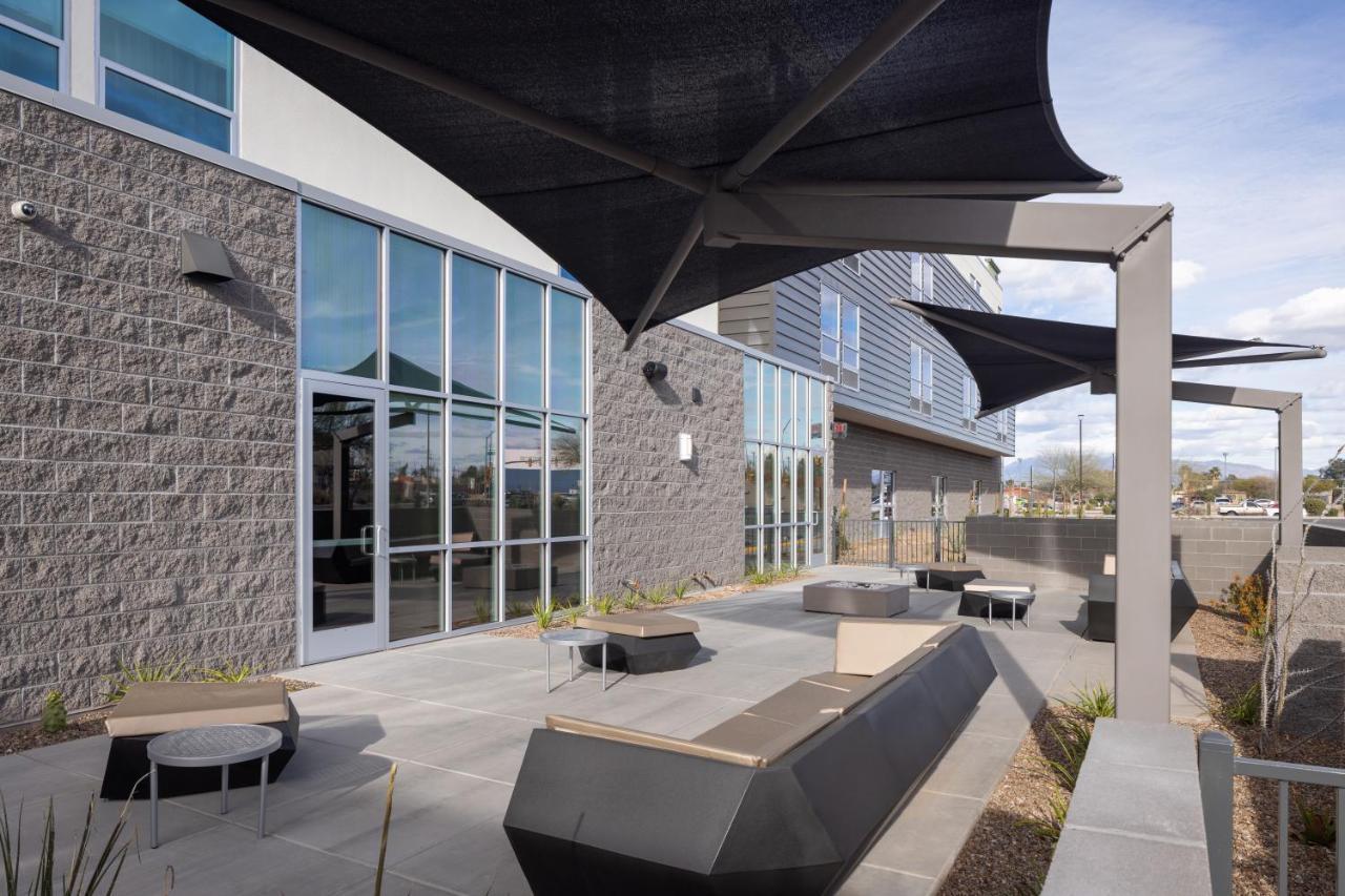 Springhill Suites By Marriott Tucson At The Bridges Экстерьер фото